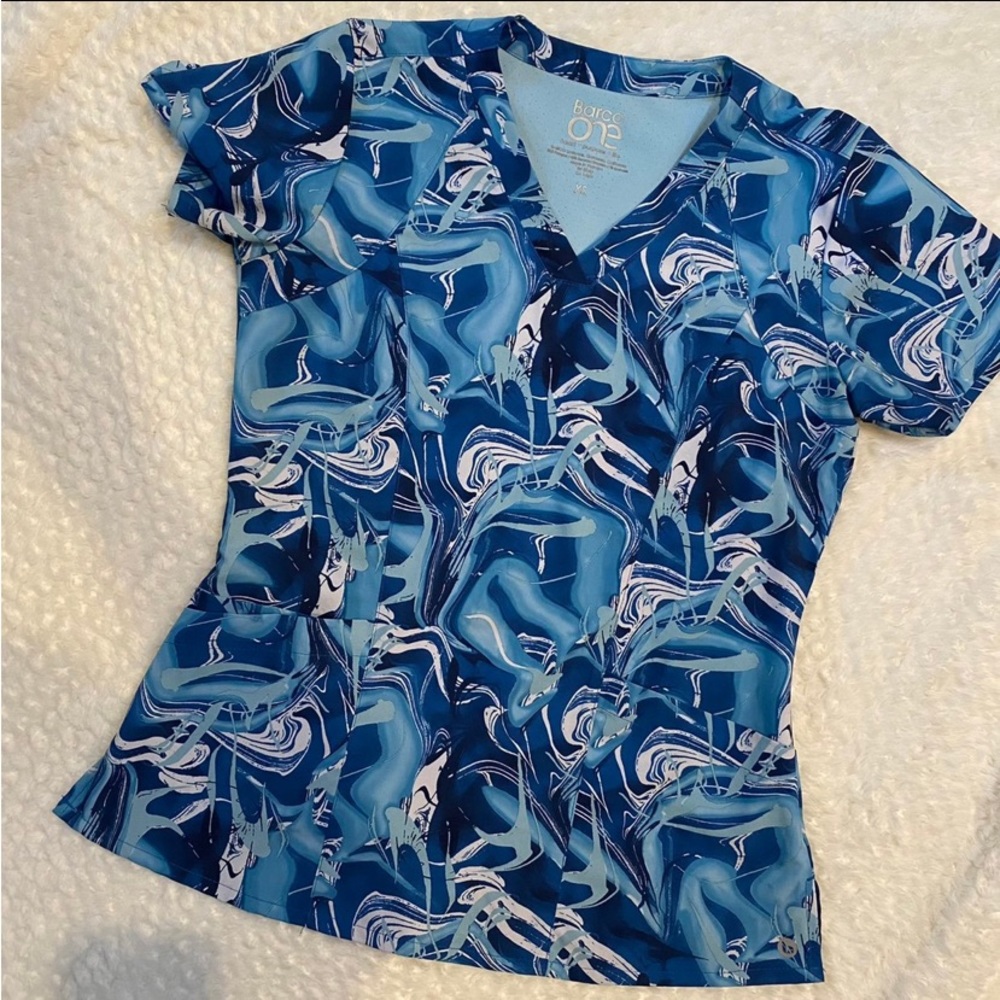 BARCO ONE SCRUB TOP